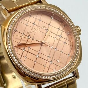 Michael Kors Nia watch, 37mm size case, 7.5in size wrist bracelet